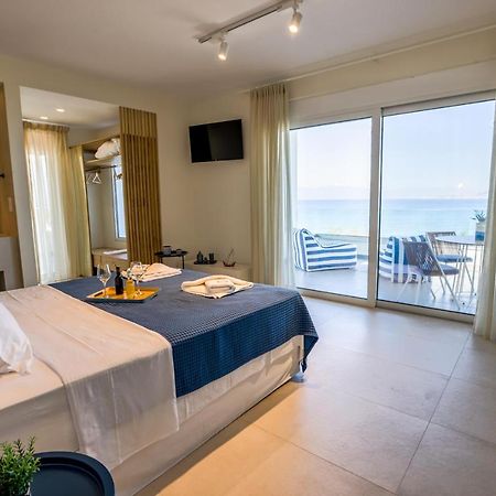 La Mer Bleue Boutique Suite Врахаті Екстер'єр фото